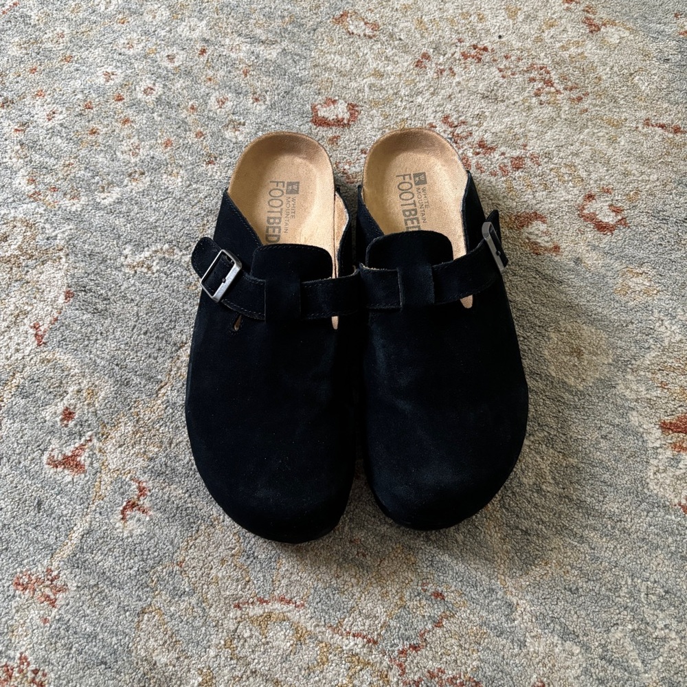 White Mountain Black Mules Size: 7